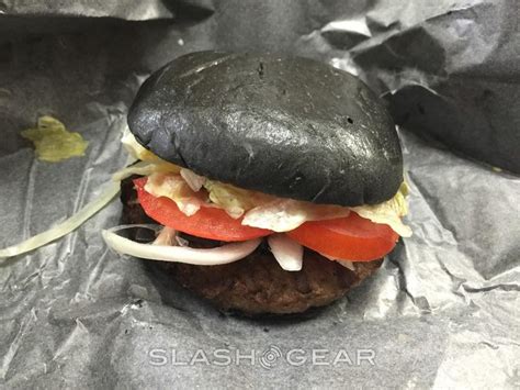 Burger King S All Black Burger Surprisingly Tasty Slashgear