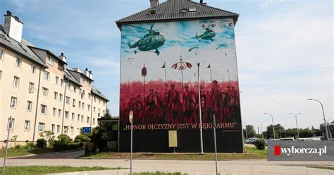 Patriotyczny Mural W Kielcach Do Poprawki Bo Zrobi Z Marsza Ka