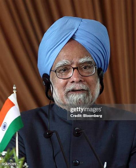 India Prime Minister Manmohan Singh Visits Japan Photos And Premium