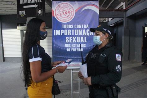 Polícia Militar Lança Campanha Contra Importunação Sexual Nos Estádios