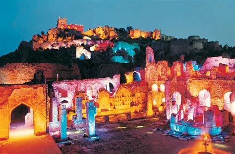 Golconda Fort A Tale Of Diamonds Treason And Architectural Marvels