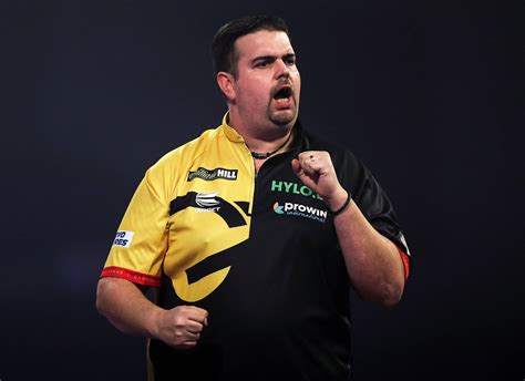 Darts-Weltrangliste: Gabriel Clemens erstmals in den Top 30 ...