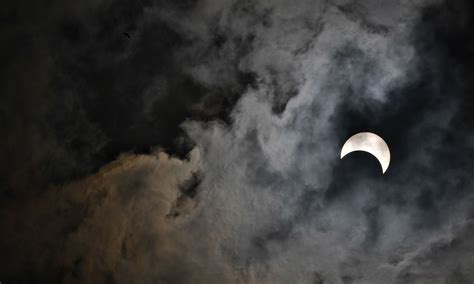 In Pictures Ring Of Fire Eclipse Wows Across Asia World Dawncom