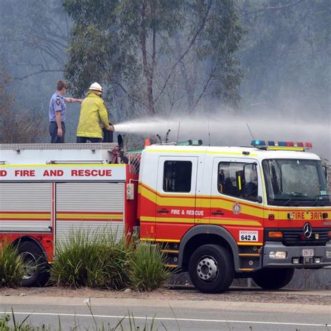 Vic Beach Shut After Fatal Cliff Collapse Southern Riverina News