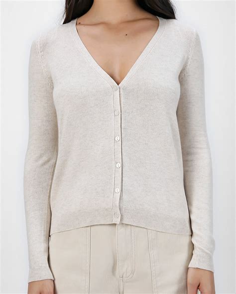 Riachuelo Cardigan Feminino Decote V Bege Pool Basics By Riachuelo