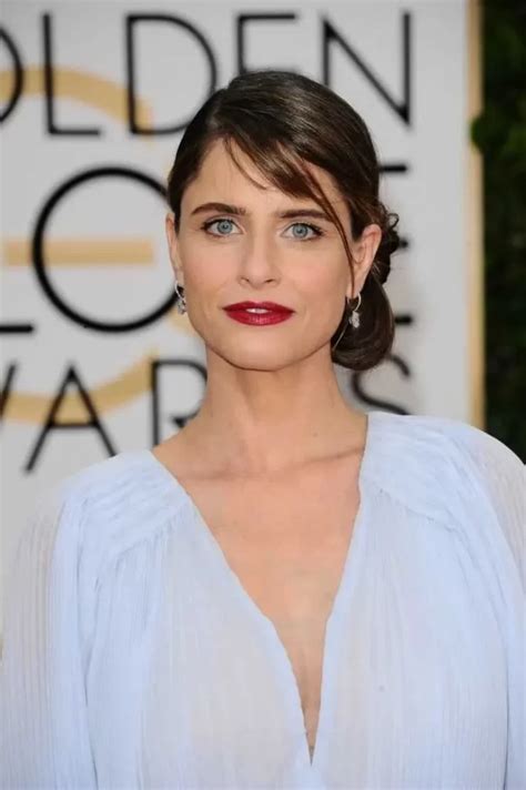 Amanda Peet Hot And Sexy Bikini Pictures Inbloon