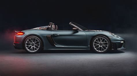 Heres The 500hp Porsche 718 Boxster Spyder Gt4 Rs Topgear Singapore