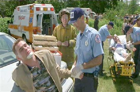 Charlie lost his thumb!!! - Me,Myself and Irene Photo (1334829) - Fanpop