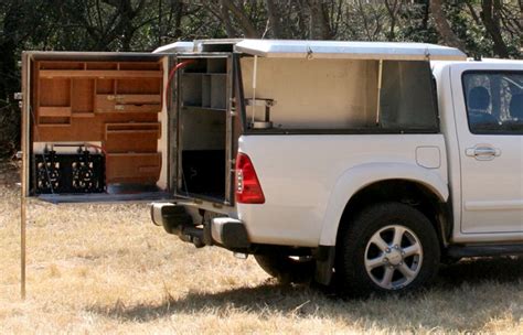 Stainless Steel Bakkie Canopies - Desert Wolf