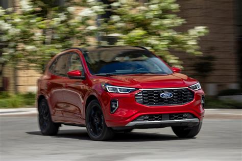 2023 Ford Escape PHEV Updated, Sport-Styled ST-Line Debuts - CNET