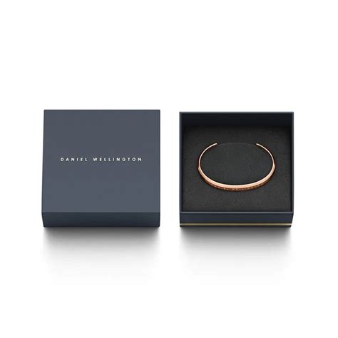 Vòng Tay Daniel Wellington Classic Cuff Large Dw00400002