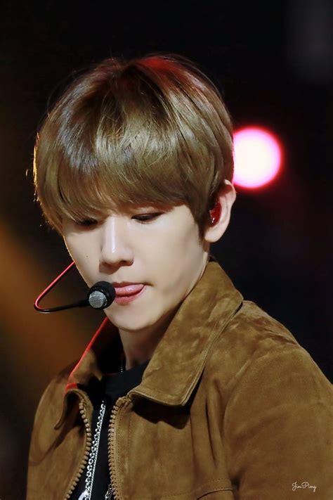 Baekhyun Hq 181012 Ibk Bank Concert Exo Baekhyun