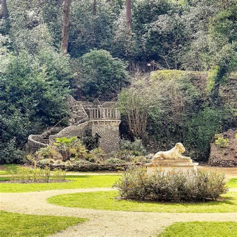 The Historic Deepdene Trail In Dorking Secret Carshalton