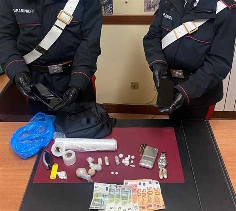 Lotta Allo Spaccio Di Droga A Roma Dieci Arresti Dei Carabinieri