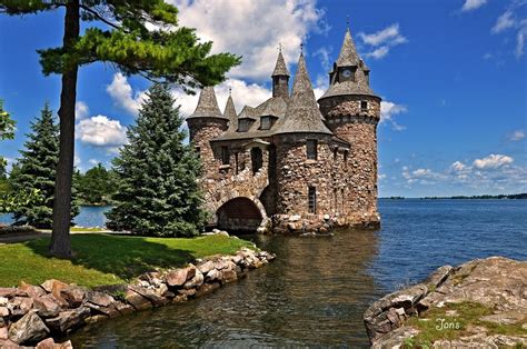 Boldt Castle A Magnificent Palace So Silent Witness To The Tragic Love