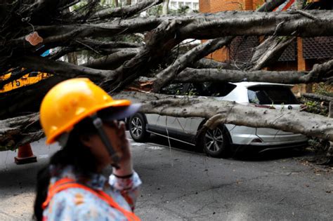 Strong Earthquake Hits Southern Taiwan Building Collapses Inquirer News