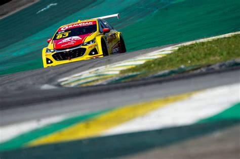 Stock Car O Piloto Gabriel Casagrande Conquista Sua Quarta Pole