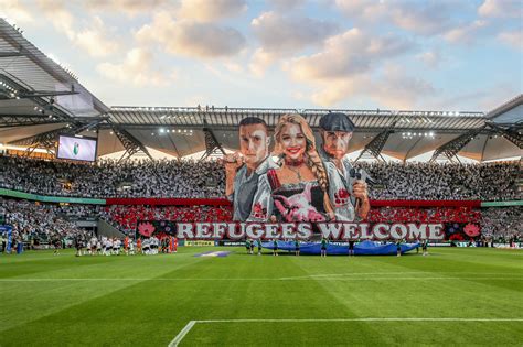 Legia ukarana za niedawną oprawę kibiców Jest decyzja Komisji Ligi