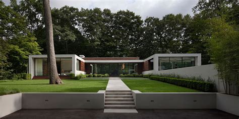 Contemporary New Canaan Residence By Specht Harpman 10 Stunning Homes