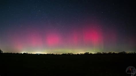 Aurora boreală surprinsă în imagini uluitoare pe cerul din Marea