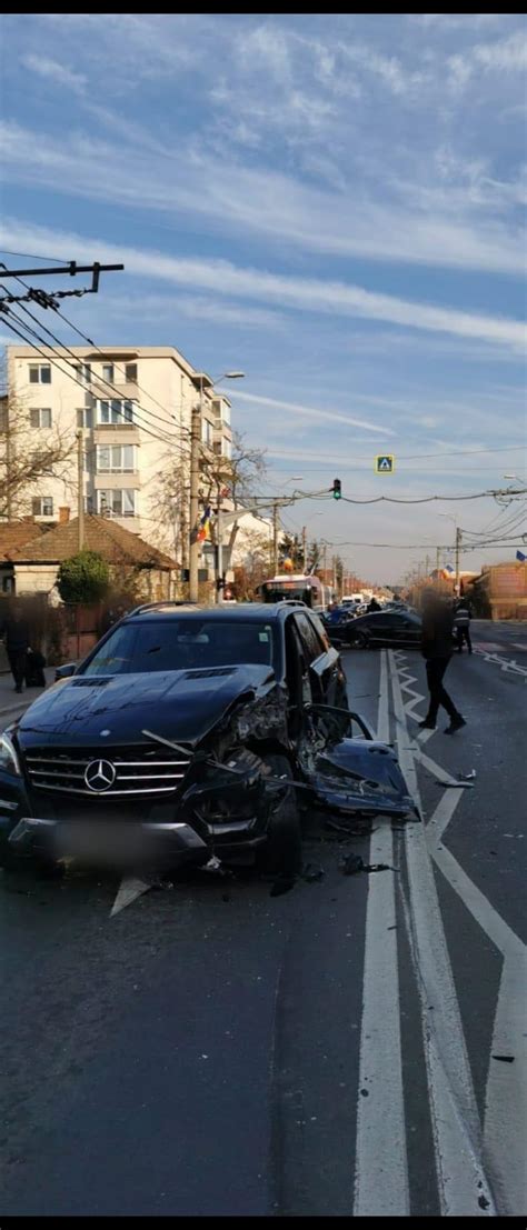 Accident Rutier N Lan Pe Strada Traian Vuia Din Cluj Napoca Provocat