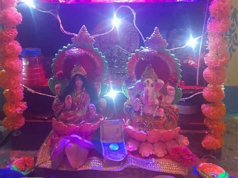 Worship Of Ganesh Lakshmi Diwali Celebrated By Distributing Sweets To