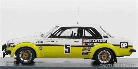 NEO SCALE MODELS NEO45242 Echelle 1 43 OPEL ASCONA B Gr 2 SIMON CLARR