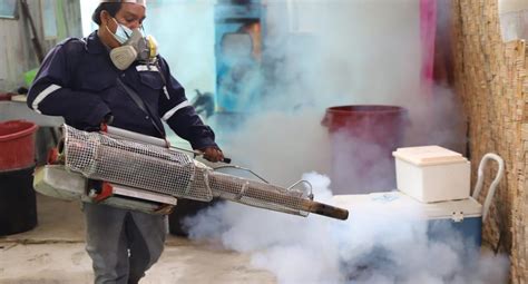 Dengue Pacientes Con Dengue Son Atendidos En Autos Y Mototaxis Por