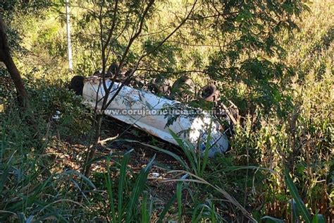 Carreta Tanque Cai Em Ribanceira Na Regi O De Maring Cgn O Maior