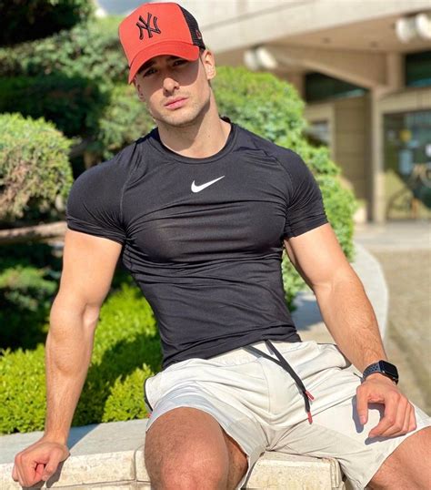 Hot Dudes Good Mood 🇺🇦 On Twitter Rt Neil37166348 I Like A Manly Man🔥