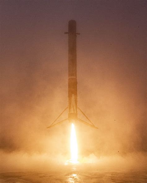 6 Spectaculaire Fotos Van De Geslaagde Lancering Van Een Falcon 9