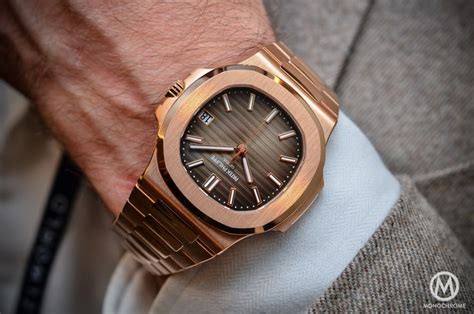 Patek Philippe Nautilus R Rose Gold Chocolate Dial Hands