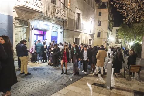 Los Oscenses Reciben El A O Nuevo En El Cotill N De La Plaza Toros Y En