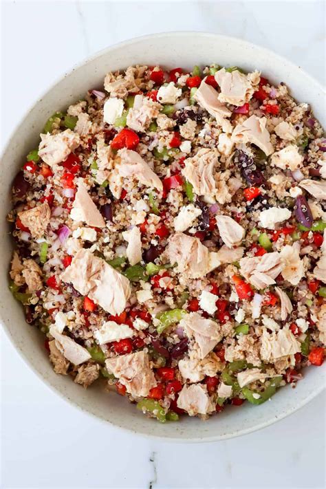 Mediterranean Style Tuna Quinoa Salad Goodness Avenue