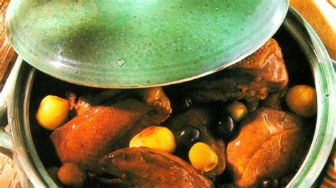 Duck Stew With Olives Recipe | Mediterranean Foods - RecipeMatic