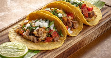 Tacos De Suadero Con Salsa Roja Receta Mexicana F Cil