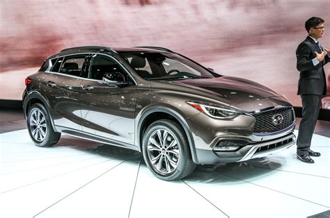 Infiniti Qx Luxury Crossover Debuts At L A Auto Show