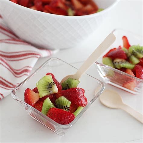 Strawberry Kiwi Fruit Salad - Super Healthy Kids