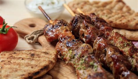 Brochettes D Agneau Une Tr S Bonne Id E Pour Un Barbecue Poupadou