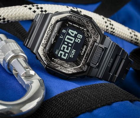 Casio G-Shock GBX-100KI-1E купить в официальном магазине G-STORE RUSSIA ...