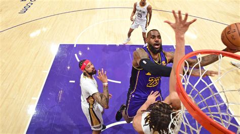 Lebron James Agrees To 2 Year 97 1 Million Extension With Los Angeles