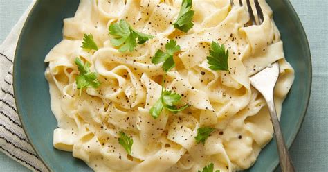 Easy Fettuccine Alfredo Recipe Yummly