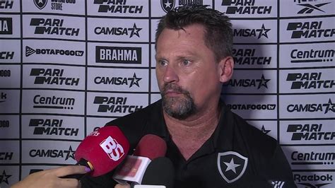 Vídeo Fábio Matias Do Botafogo Fala Sobre Busca Por Treinador