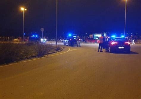 Montesarchio Arresti Per Droga A Piazza La Garde