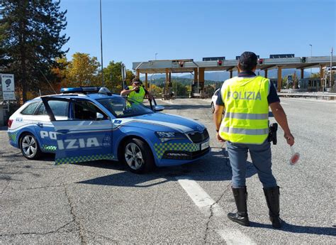 Guida Sotto Effetto Di Alcol E Stupefscenti 38 Patenti Ritirate In Un