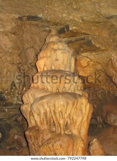 Lincoln Caverns Pennsylvania Underground Formations Stock Photo ...