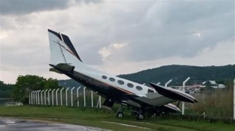Avioneta se salió de la pista en el Aeropuerto Juan Manuel Gálvez de ...