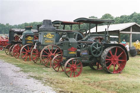 TopWorldAuto >> Photos of Rumely Oil Pull - photo galleries