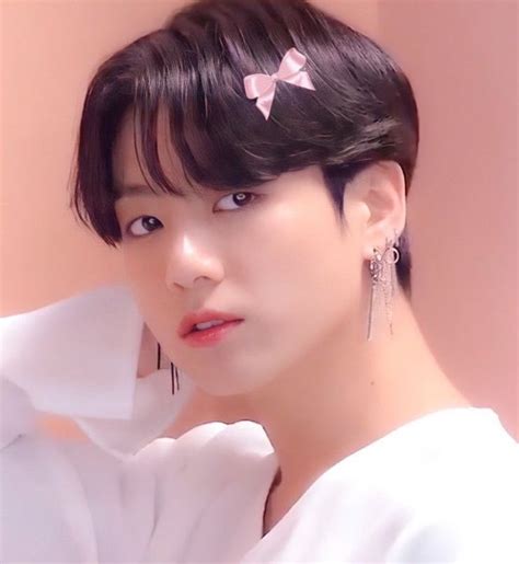 ปักพินโดย 𝗷𝗲𝗼𝗻 ᘏ⑅ᘏ🎀 ใน Jungkook ฅ Jungkook น่ารัก คนสวย จองกุก