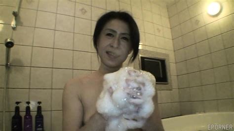 Japanes Mature Still Loves Cock